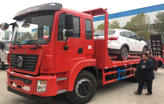 【國(guó)五】東風(fēng)后八輪平板車(chē)