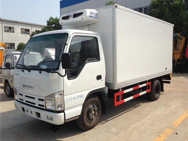 五十鈴4.1米貨廂單排冷藏車 五十鈴4.1米貨廂單排冷藏車
