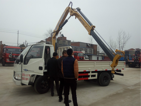 國五江鈴徐工2噸折臂隨車吊 國五江鈴徐工2噸折臂隨車吊