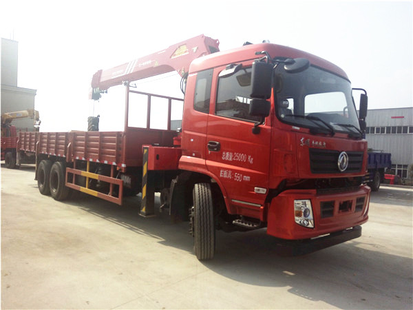 東風后雙橋三一12噸隨車吊 東風后雙橋三一12噸隨車吊