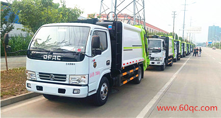 10臺6方東風D6多利卡壓縮式垃圾車出發湖南
