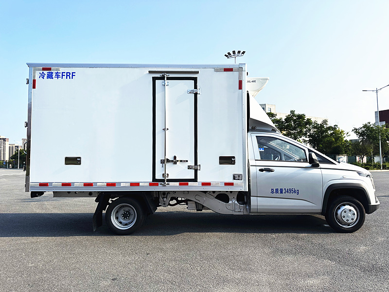 五菱黃金卡純電冷藏車 五菱黃金卡純電冷藏車